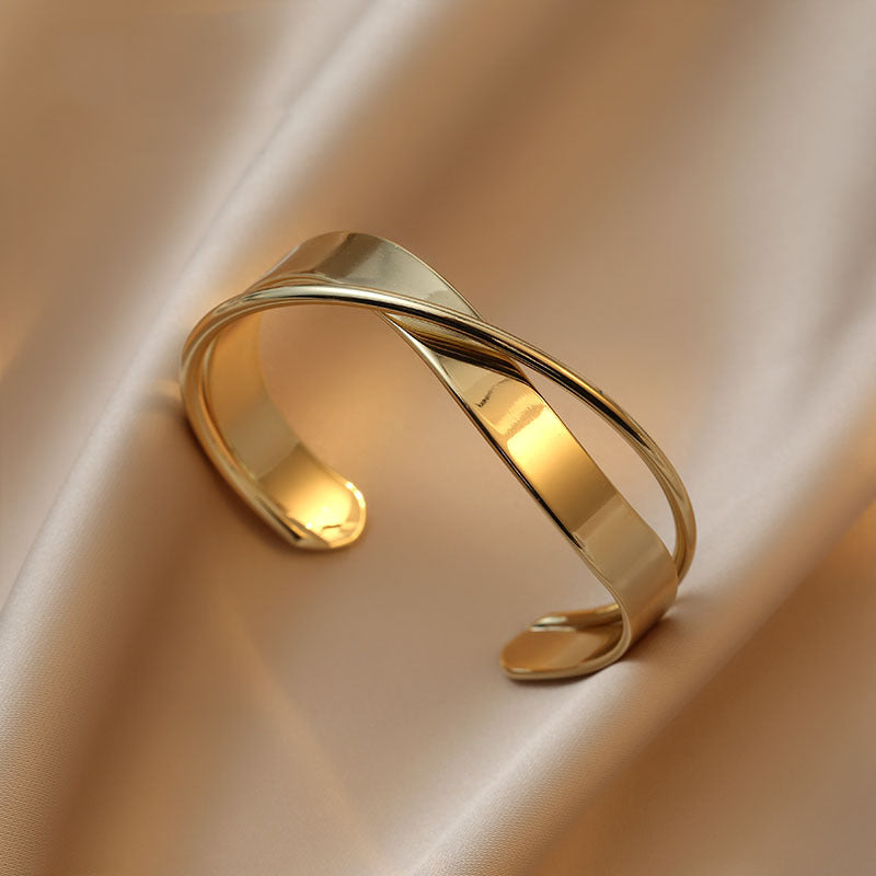 Liora – Bracelet Minimaliste Éclatant