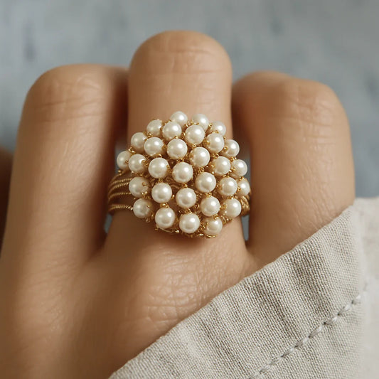 Bree – Bague Ornée de Perles Incrustées