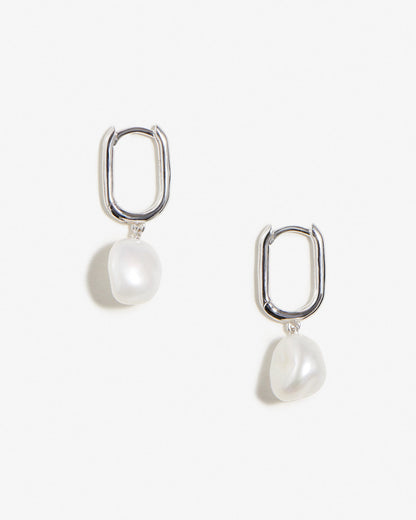 Esme - Boucles d'oreilles créoles rectangulaires en argent avec perles