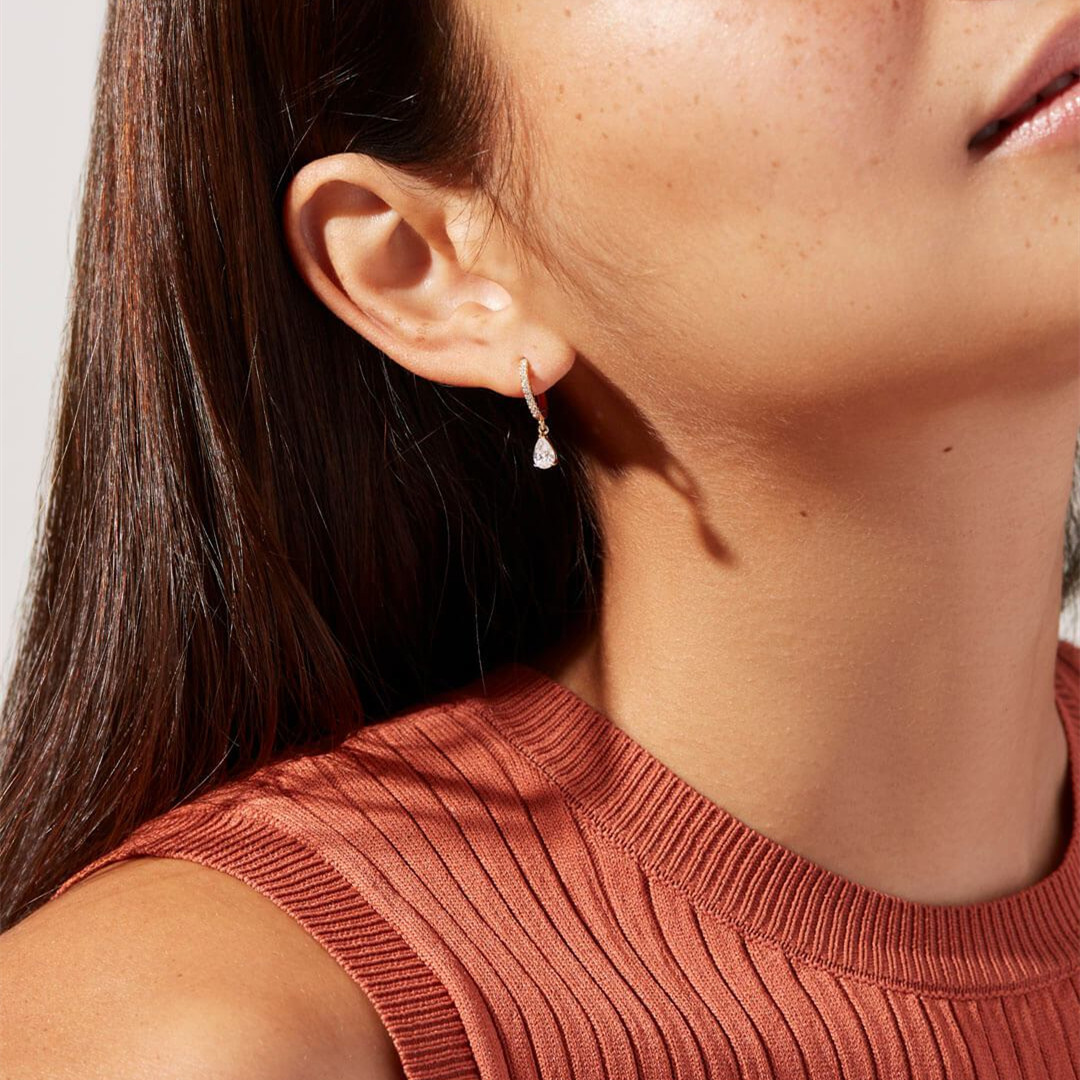 Boucles d'oreilles Cristaux en goutte - Huggies délicats en zircon
