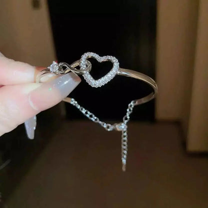 Yuzuki – Bracelet Creux Zircon Raffiné