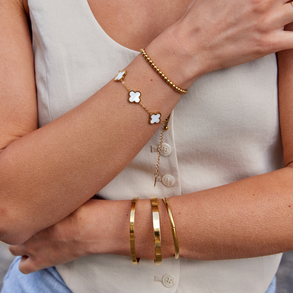 Lily – Bracelet Jonc Doré
