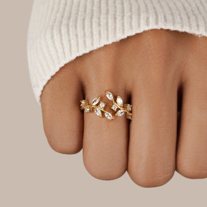 Aretha – Bague Liane Cristal en Or 18K