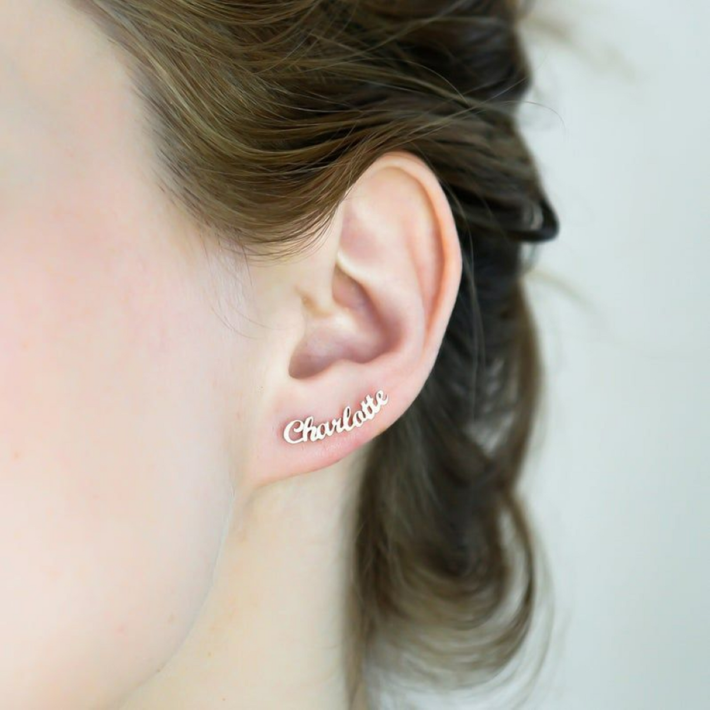 Boucles d'oreilles personnalisées avec nom - Boucles d'oreilles minimalistes