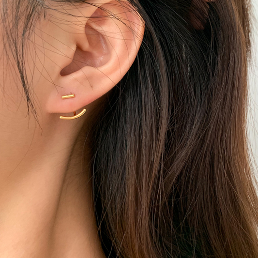 Boucles d'oreilles Hugger pour lobes d'oreilles avec veste en barre