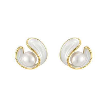 Maku – Boucles d’Oreilles en Opale Blanche et Perles Dorées