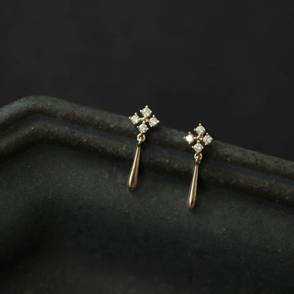 Veya – Boucles d’Oreilles Délicates Plaqué Or avec Diamant