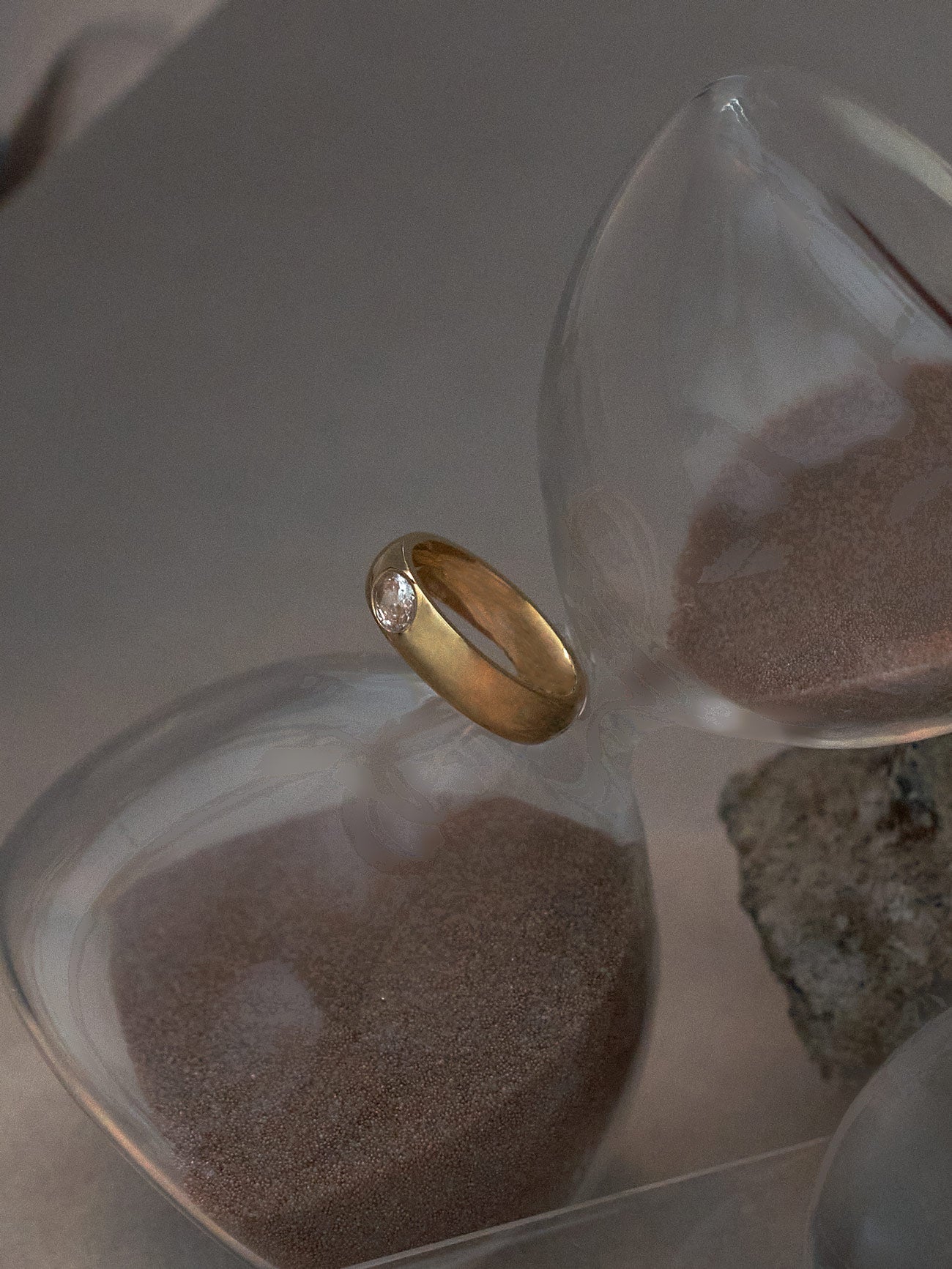 Goldring mit Smaragd-Pierre précieuse sertie