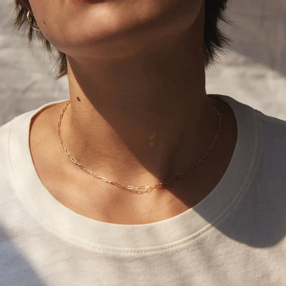 Nadia – Collier Chaîne Paperclip en Or Élégant