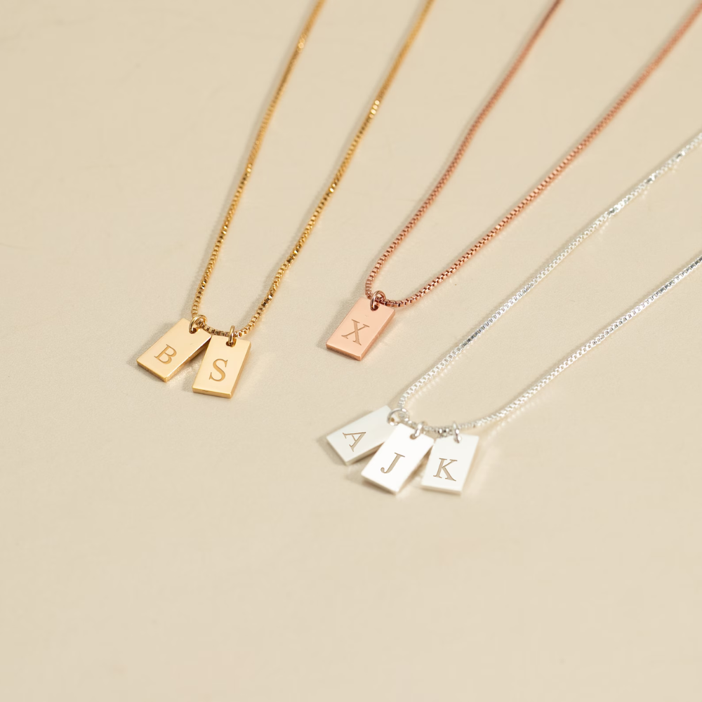 Collier personnalisé avec carte gravée – Collier avec plaque nominative gravée