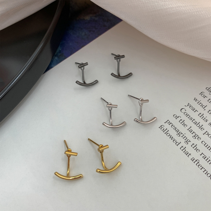 Boucles d'oreilles Hugger pour lobes d'oreilles avec veste en barre