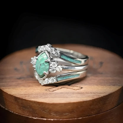 Solene – Bague avec Turquoise Naturelle et Détails de Diamant
