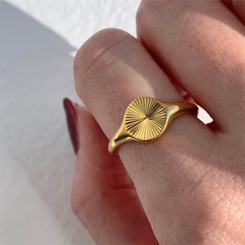 Hera – Bague Soleil Rayonnante