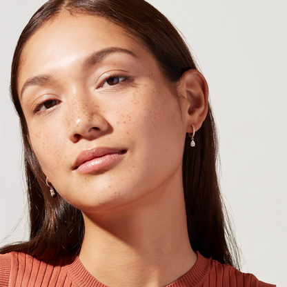 Boucles d'oreilles Cristaux en goutte - Huggies délicats en zircon