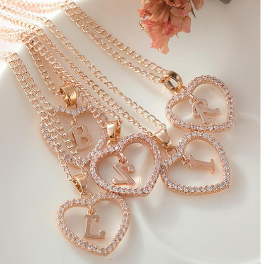 Collier en Cristal avec Initiale en Forme de Cœur
