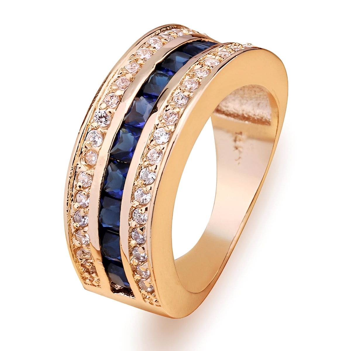 Ronan – Bague Homme Carrée Cristaux & Saphir Doré