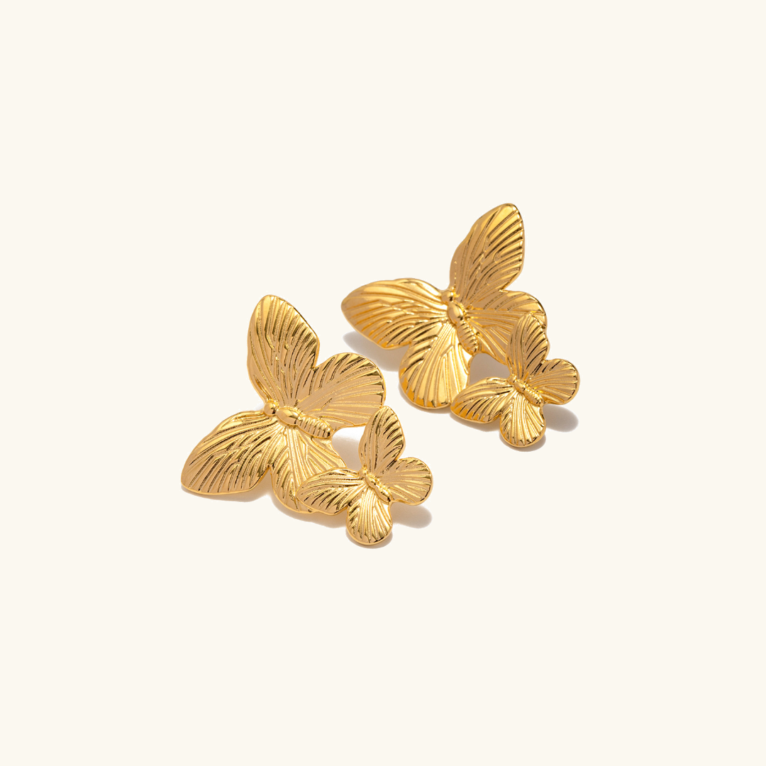 Aurelia – Boucles d’Oreilles Papillon Élégantes