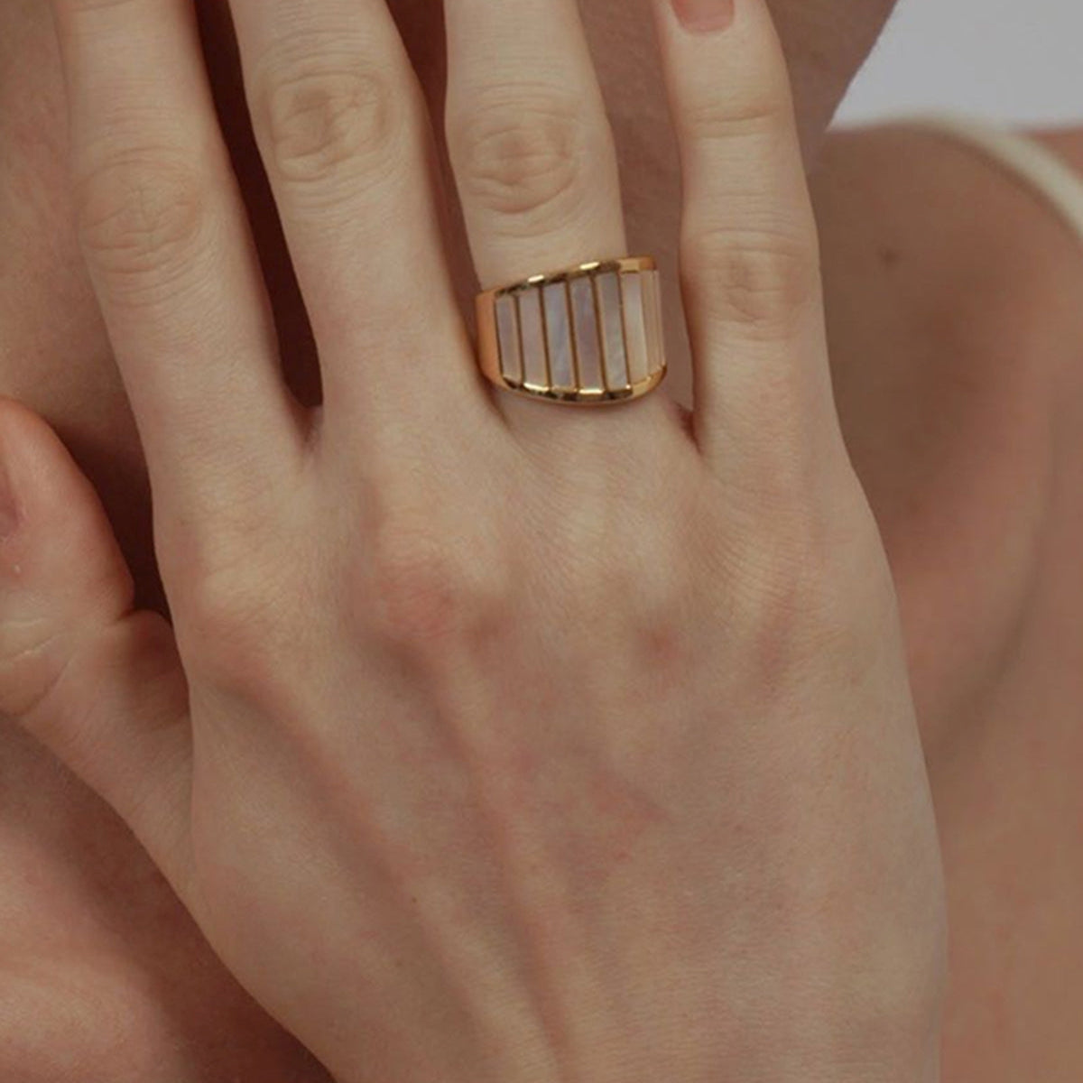 Marise – Bague Décorative Pinctada