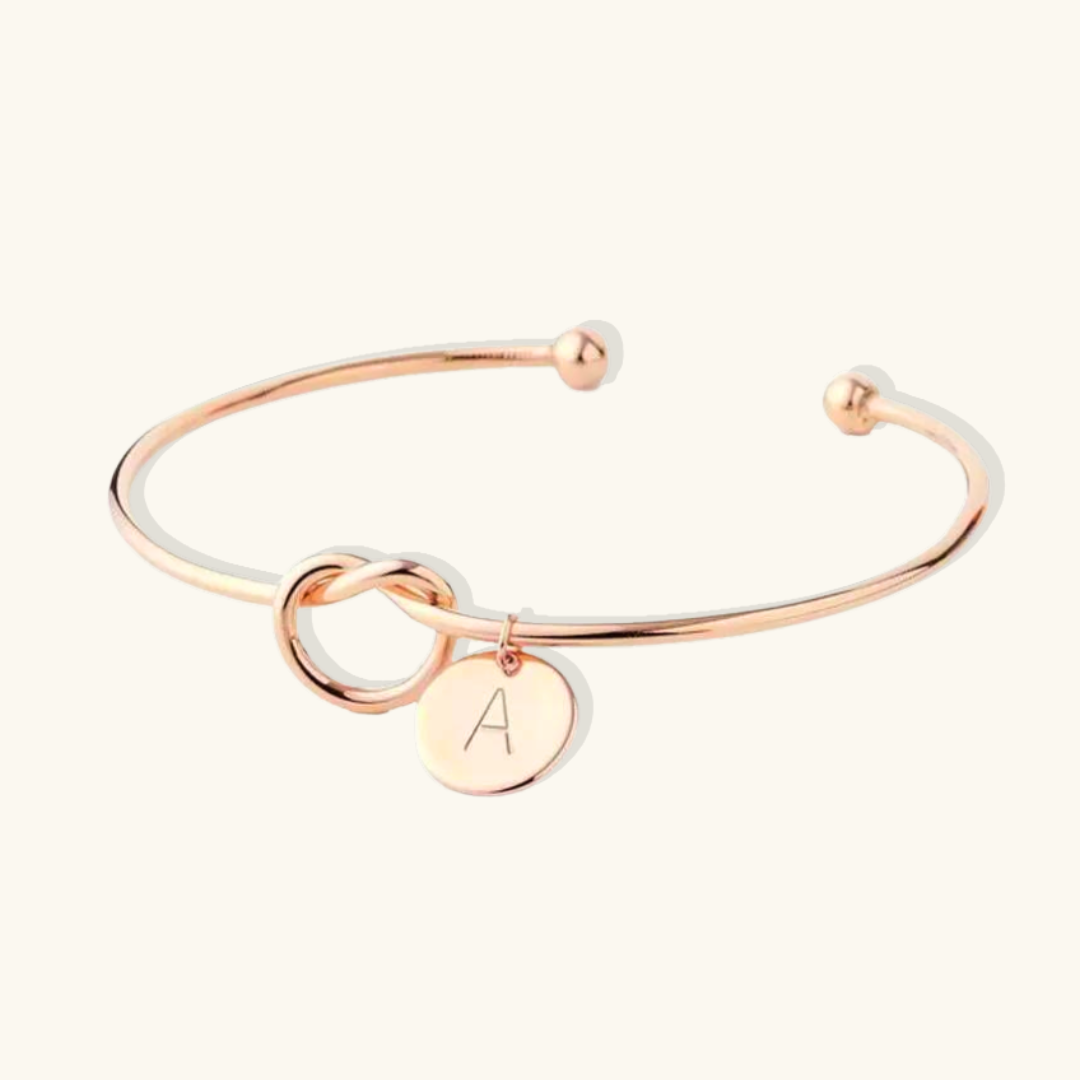 Belle – Bracelet Initiale Élégant