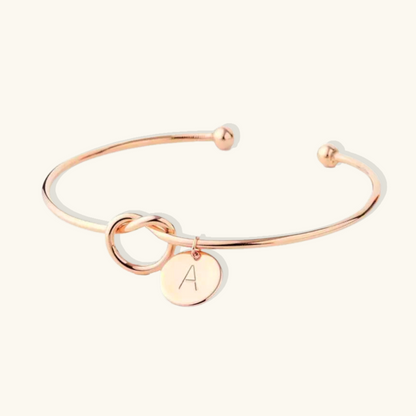 Belle – Bracelet Initiale Élégant
