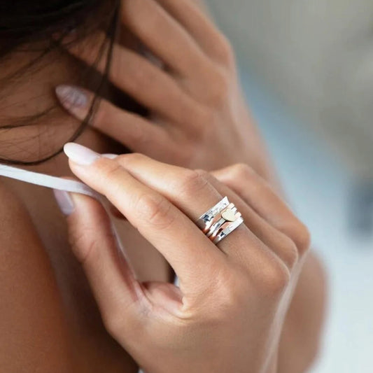 Amara – Bague Tournante de Cœur