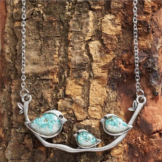 Evelyne – Collier Oiseau Élégant en Argent