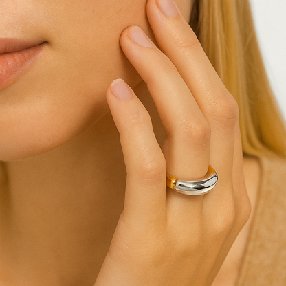 Ciela – Bague Bicolore en Acier Titane Plaqué Or 18K