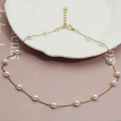 Vivienne – Collier doré avec perles