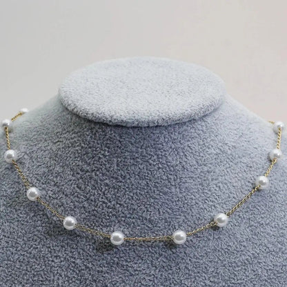 Vivienne – Collier doré avec perles