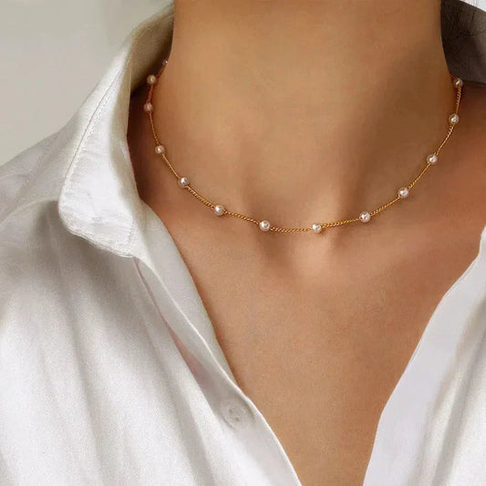 Vivienne – Collier doré avec perles