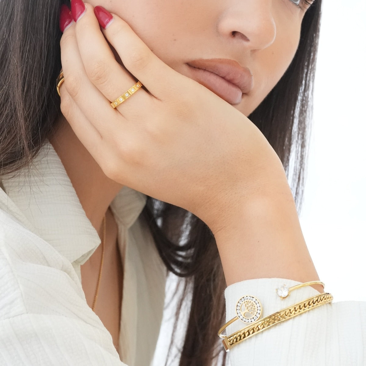 Jessi – Bracelet Jonc Arbre de Vie Orné de Pierres