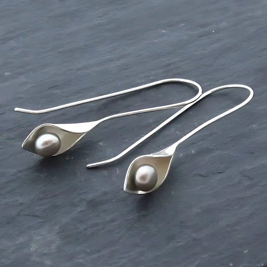 Orielle – Boucles d’Oreilles Mouvement Perlé Vintage