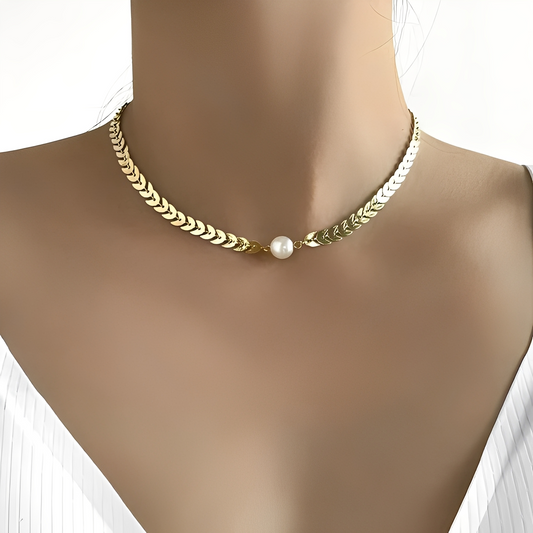 Aria – Collier Romain en Or & Perle Élégante