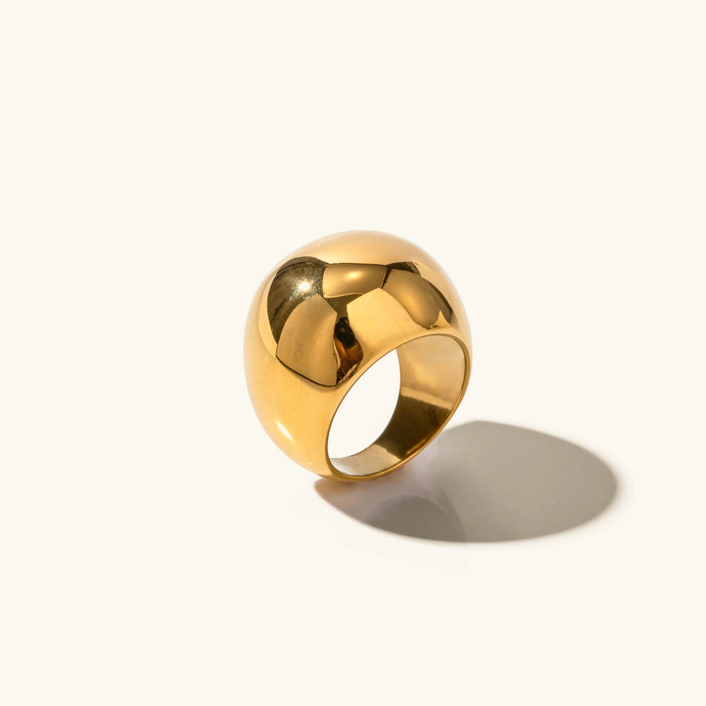 Navia – Bague en Or Élégante