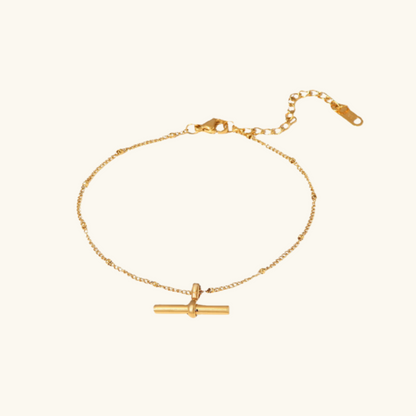 Chloe – Bracelet de Cheville Bar Doré Raffiné