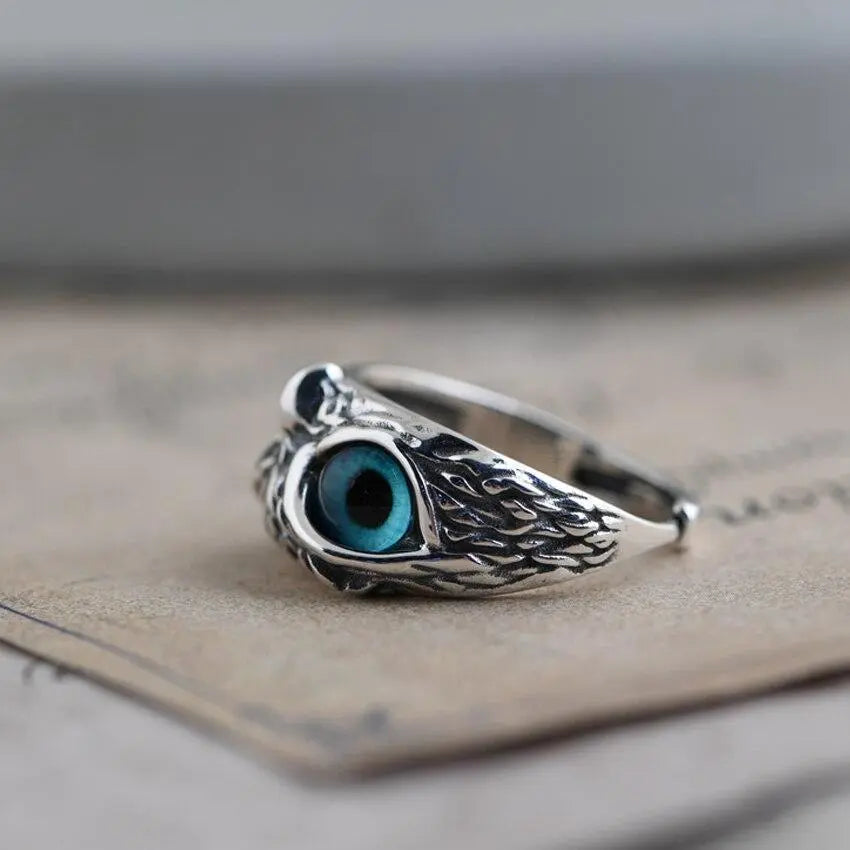 Lucky Owl – Bague en Argent Fait Main avec Étincelle d'Opale