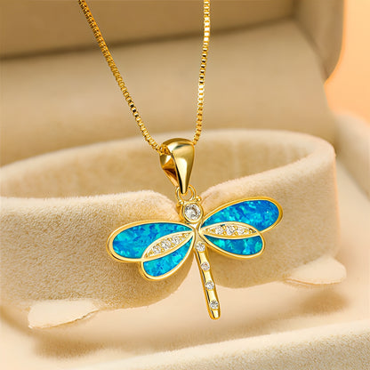 Priya – Collier Libellule Doré avec Opale