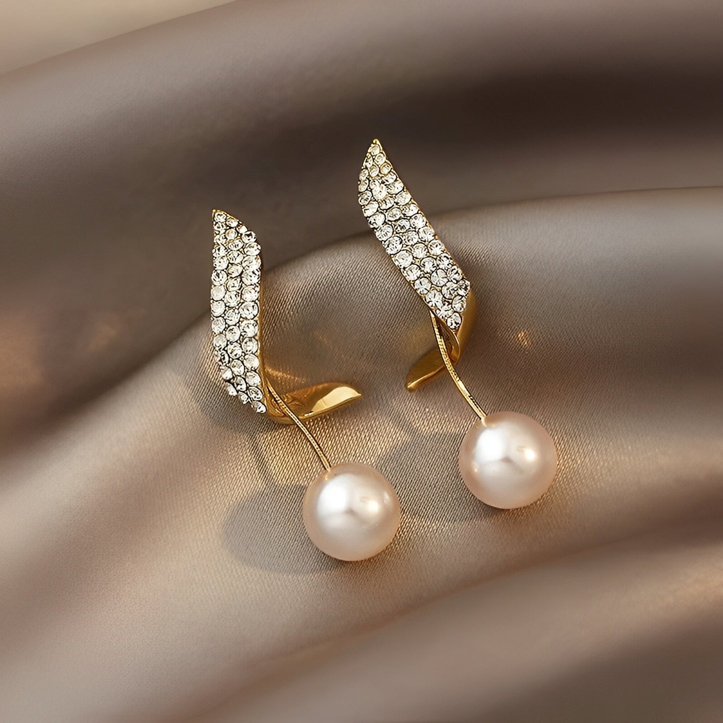 Melina – Boucles d’Oreilles Dorées avec Perles