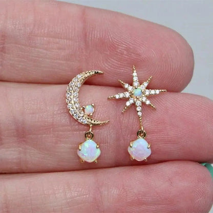 Carol – Boucles d'Oreilles Lune et Étoiles en Or et Opale