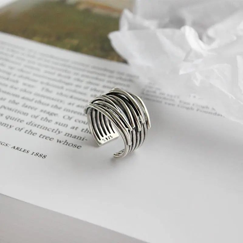 Elvie – Bague ajustable en argent à couches
