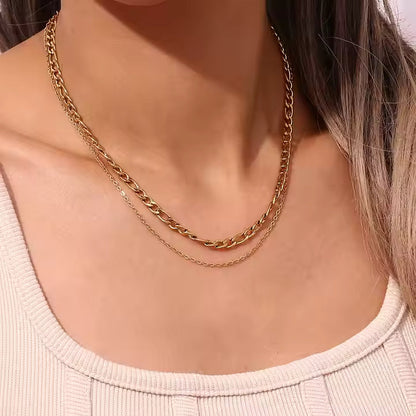 Yela – Chaîne Clavicule en Acier Titane Naturel de Luxe Léger