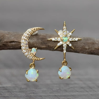 Astra – Boucles Dorées Lune & Étoile en Opale