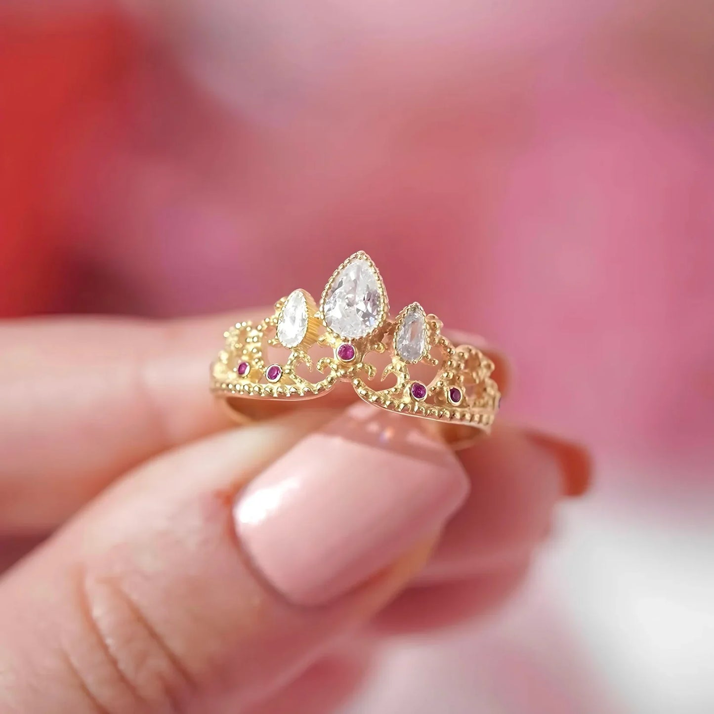Rapunzel Crown Ring - L'anneau couronne dorée de Rapunzel