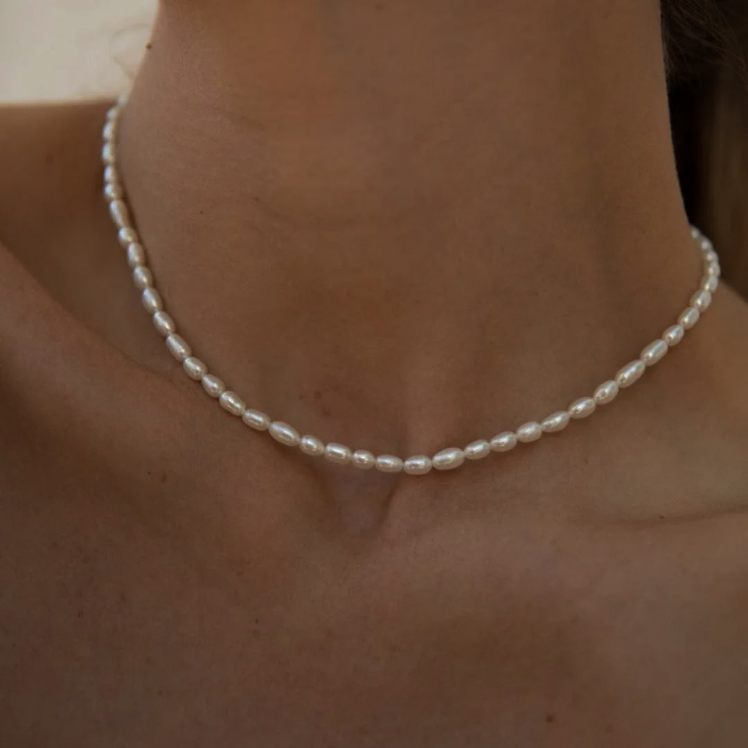 Avaria - Collier ras du cou en perles d'eau douce