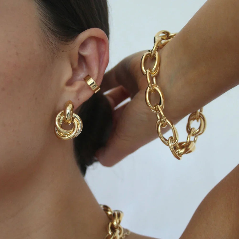 Althea – Boucles d’Oreilles Entrelacées Statement