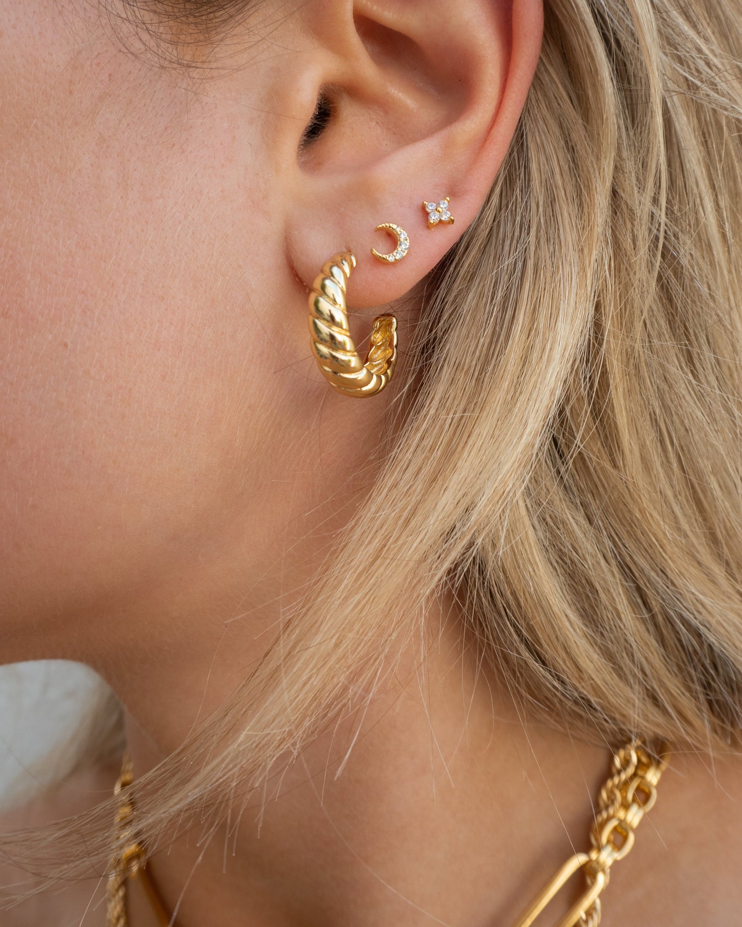 Raye - Boucles d'oreilles en cristal doré