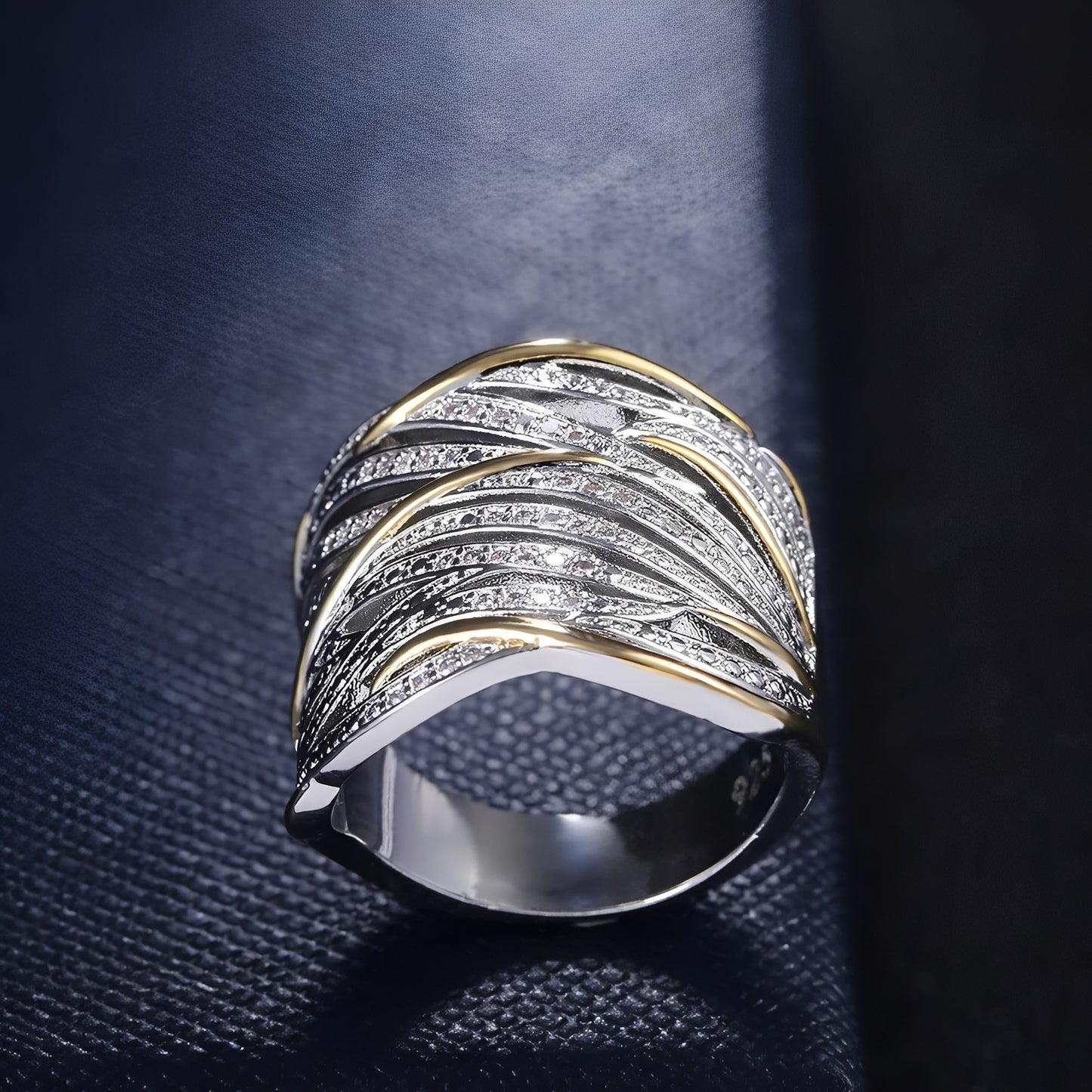 Lena – Bague Dorée Bicolore Multicouche en Zircon & Strass