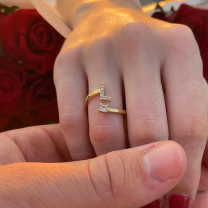 Hinako – Bague Initiale Ajustable Femme