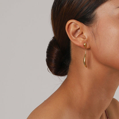 Leilla – Boucles d’Oreilles Goutte Or Liquide