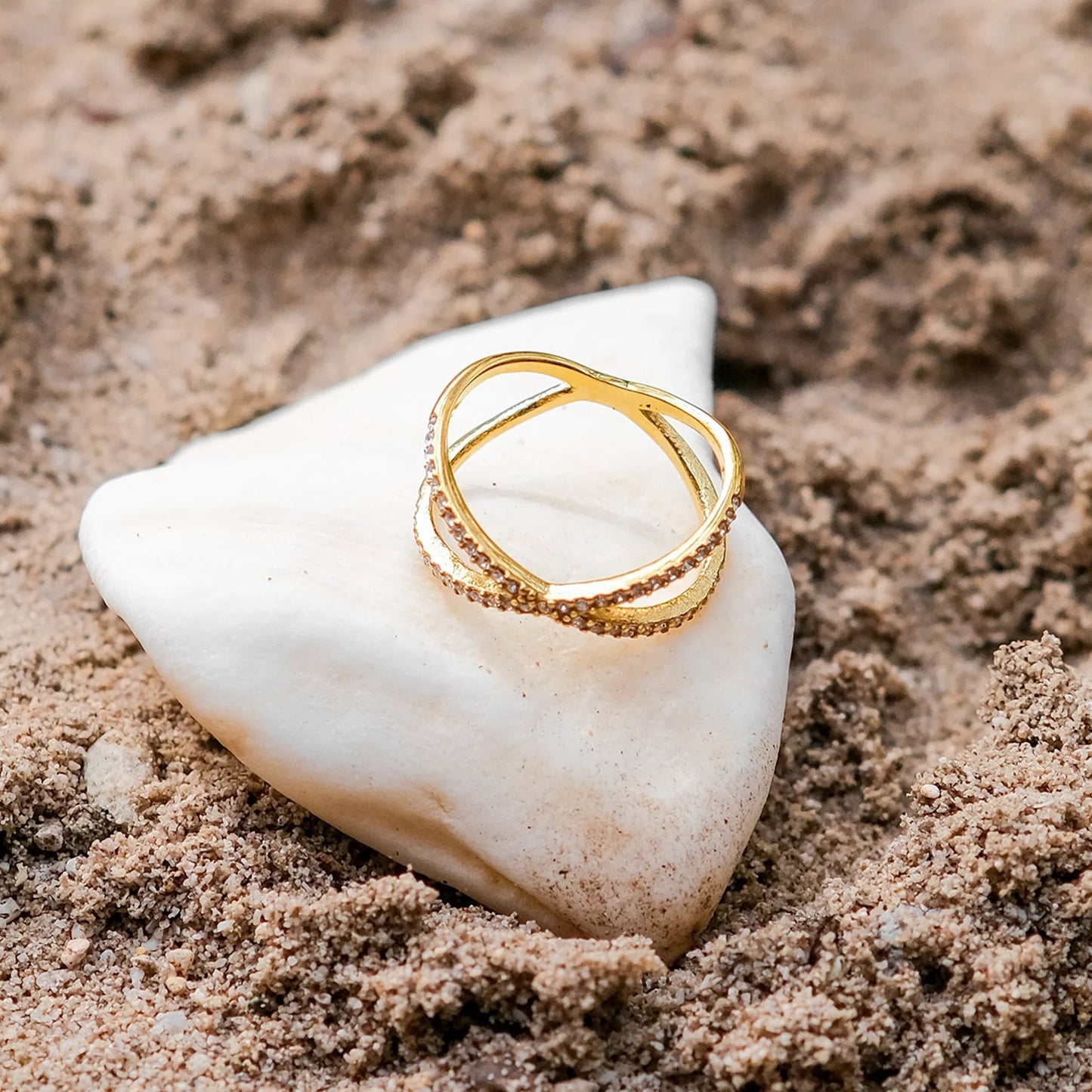 Nadia – Bague Croix en Or et Diamants